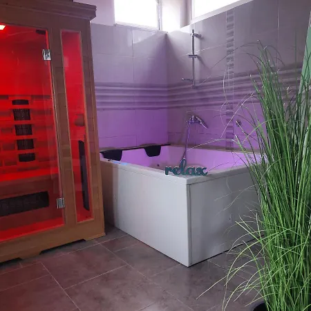 House Pulina 度假居 *