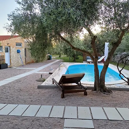 度假居 House Pulina 普纳特